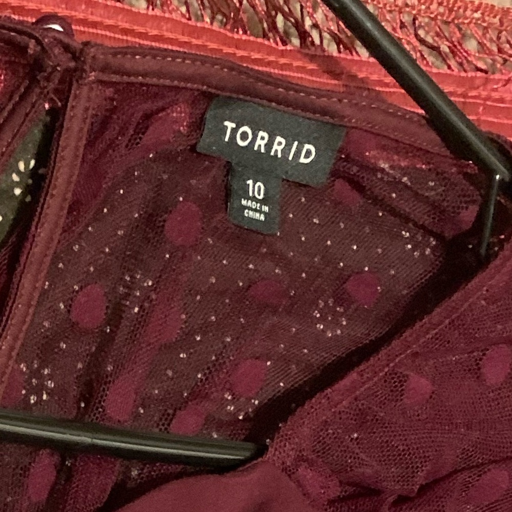 NWOT Torrid Burgundy Lace Prom Dress - Picture 7 of 8